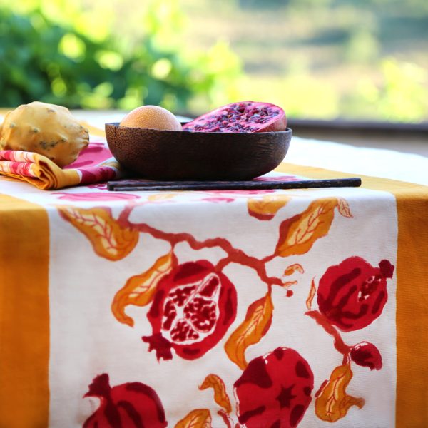 Chemin de table Grenade rouge jaune